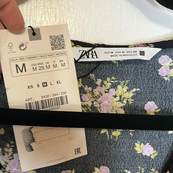 Zara Cropped Floral Shirt - Picture 3 of 6